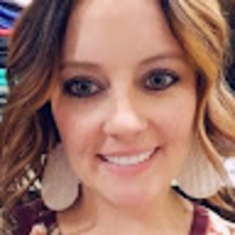 Meet your Posher, Crystal